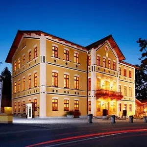 Hotell & Restaurant Waldschloss, Passau