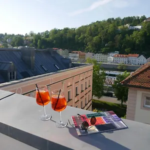 Apartment Penthouse - Zentral Und Genial, Passau